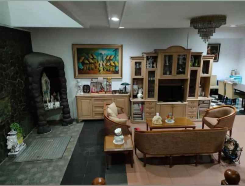 dijual rumah sunter jaya tanjung priok