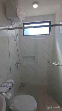 dijual rumah sutorejo