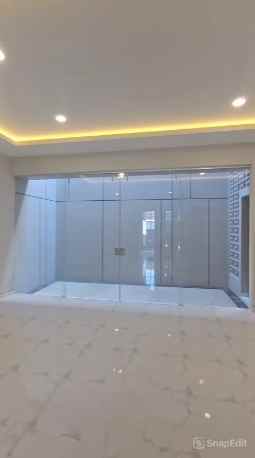 dijual rumah sutorejo