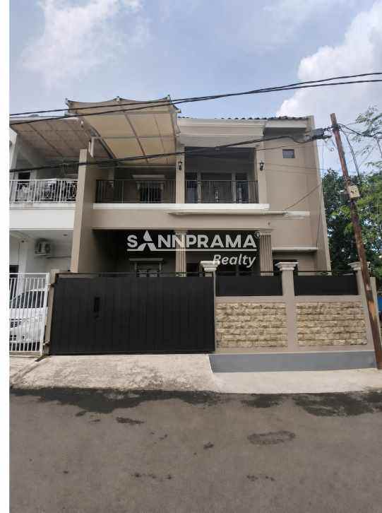 dijual rumah tanah baru