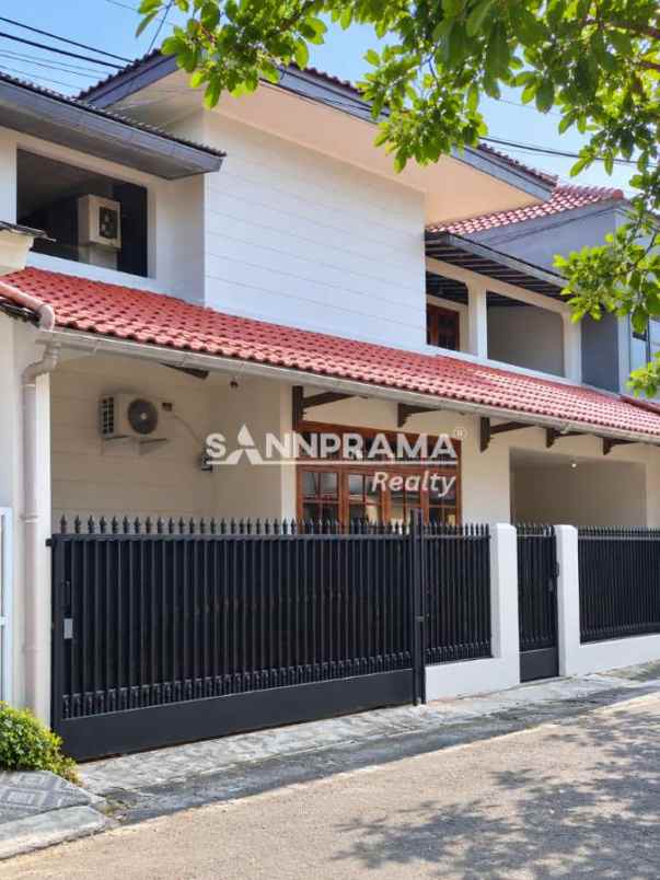 dijual rumah tanah baru