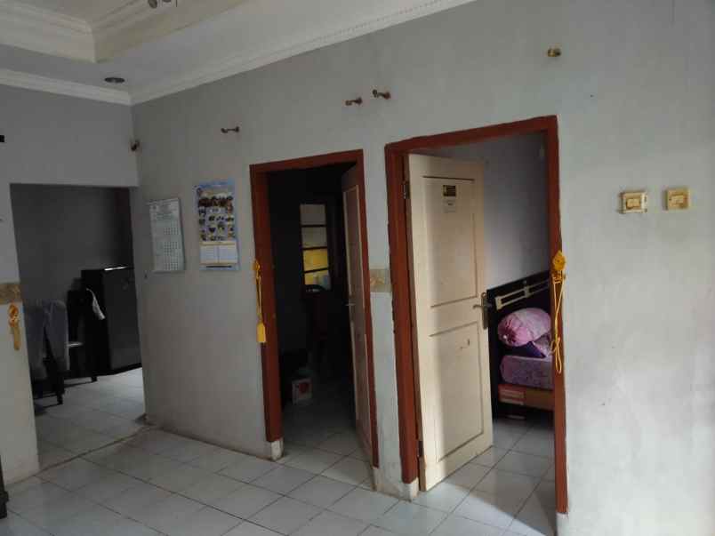 dijual rumah telaga mas