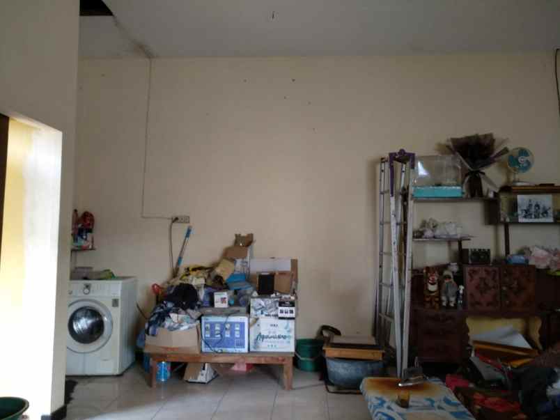 dijual rumah temas