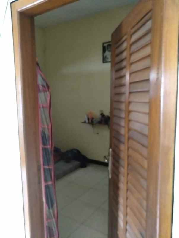 dijual rumah temas