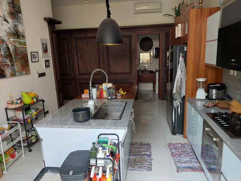 dijual rumah the calista b9 bsd city