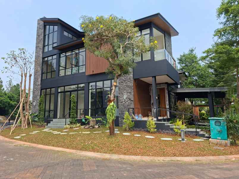 dijual rumah the eminent bsd cluster