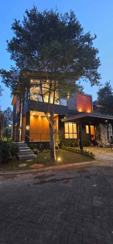 dijual rumah the eminent bsd cluster