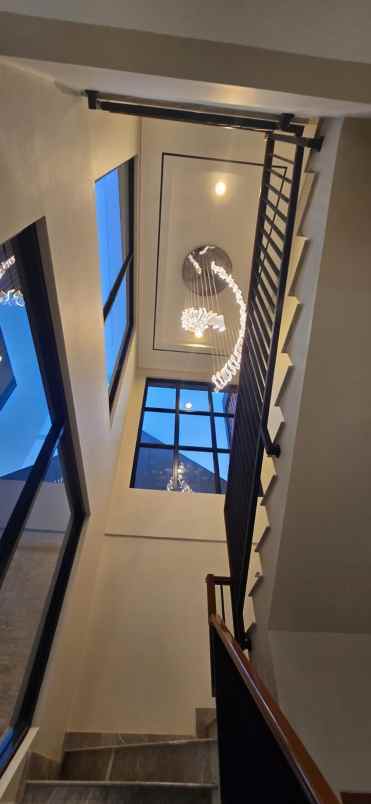 dijual rumah the eminent bsd cluster