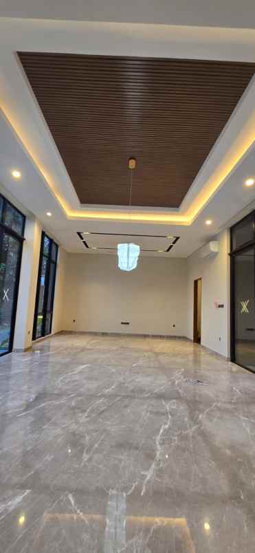 dijual rumah the eminent bsd cluster