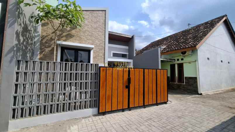 dijual rumah trihanggo gamping sleman