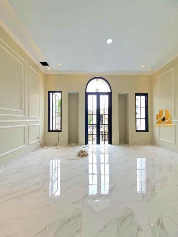 dijual rumah trjap036