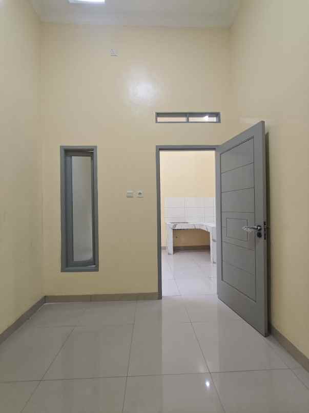 dijual rumah villa gading harapan 3