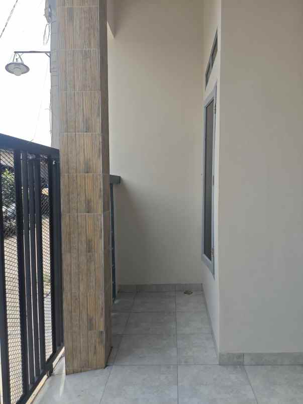 dijual rumah villa gading harapan 3