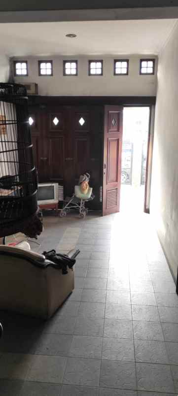 dijual rumah villa gading indah
