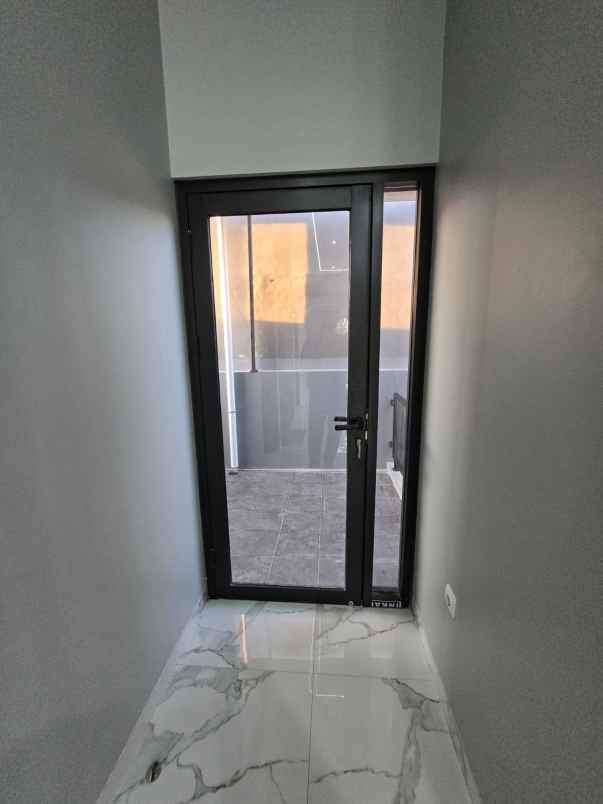 dijual rumah villa indah permai kota bekasi