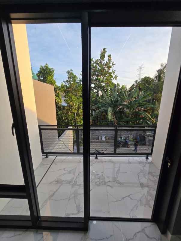 dijual rumah villa indah permai kota bekasi