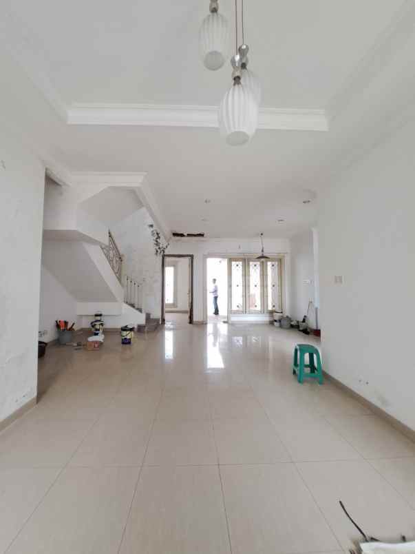 dijual rumah wisata bukit mas