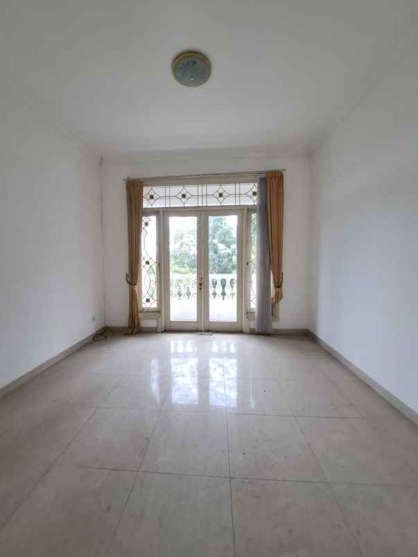 dijual rumah wisata bukit mas