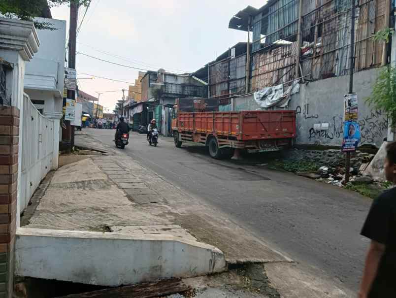 dijual tanah jalan menpor dekat mako brimob