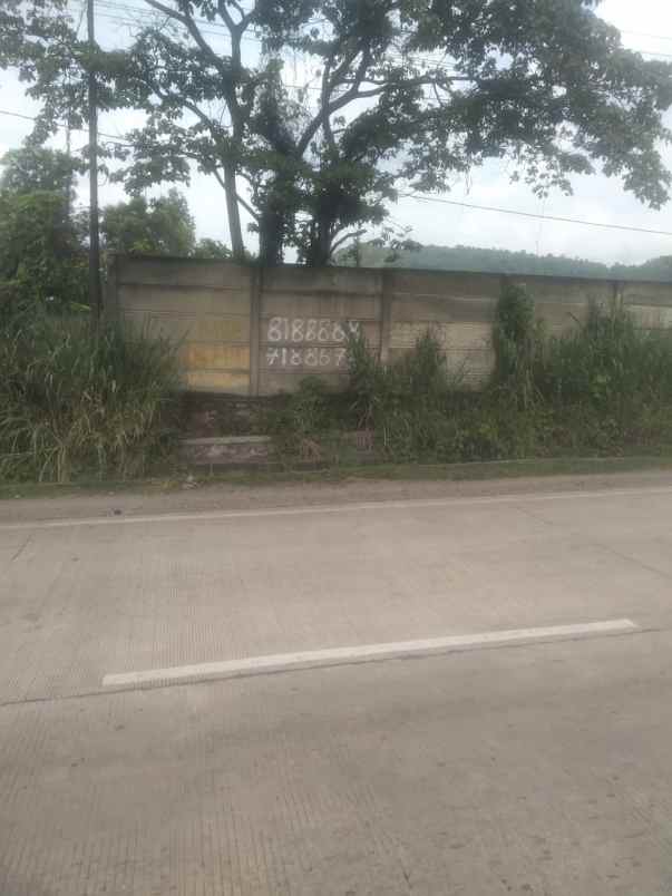 dijual tanah jl soekarno hatta