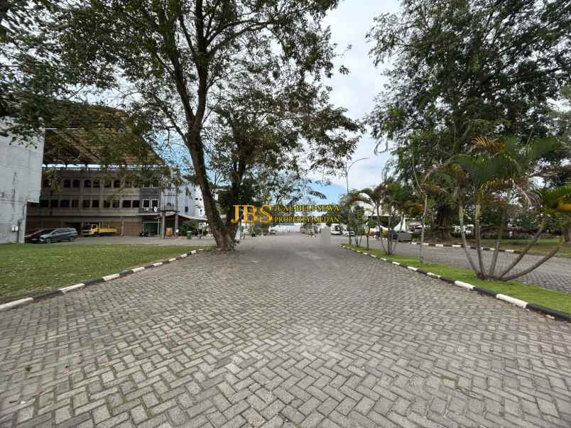 dijual tanah komplek cbd polonia