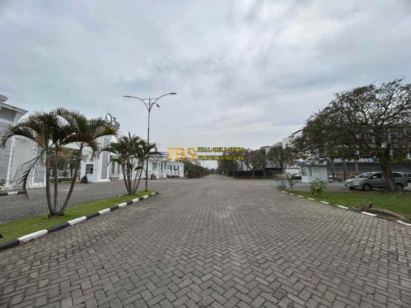 dijual tanah komplek cbd polonia