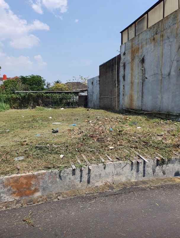 dijual tanah komplek megabrata ciwastra