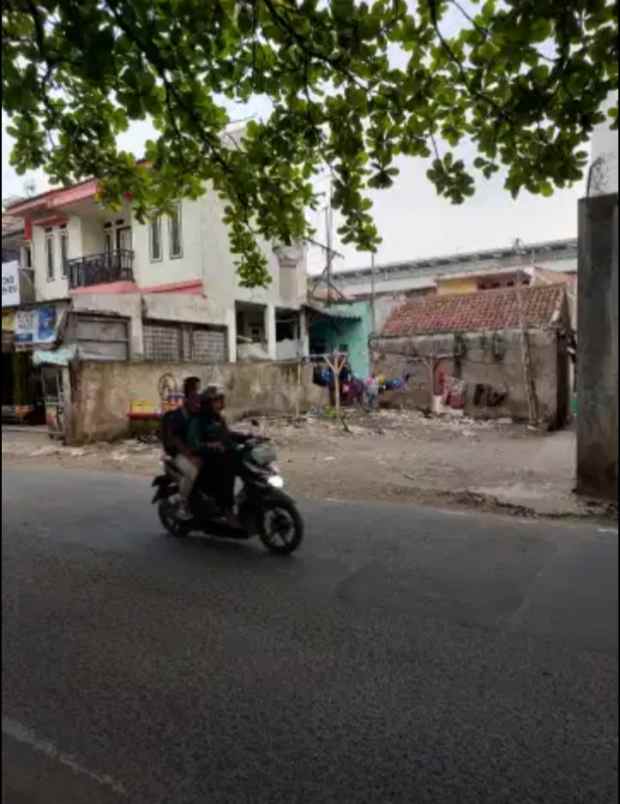 dijual tanah mainroad cibolerang kopo