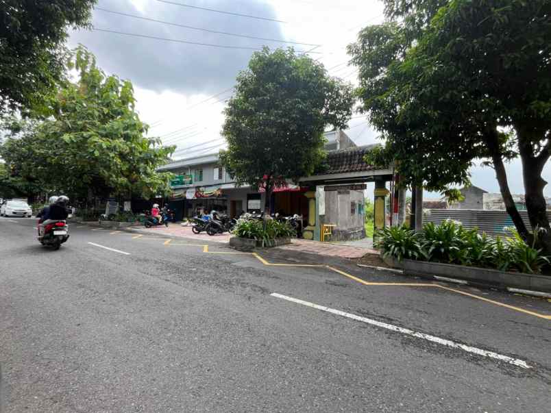 dijual tanah mangkusuman 250 meter