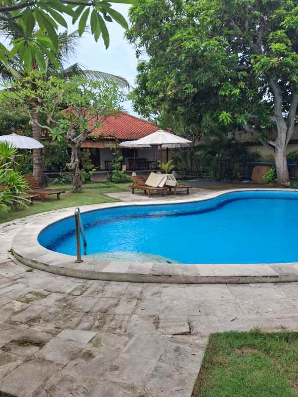dijual tanah oberoi kerobokan
