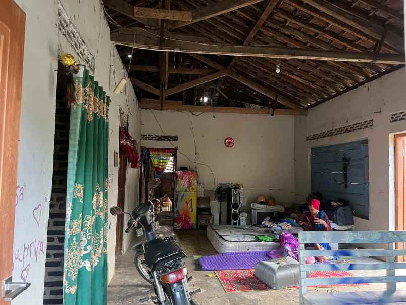 dijual tanah tepi jl raya kerjo