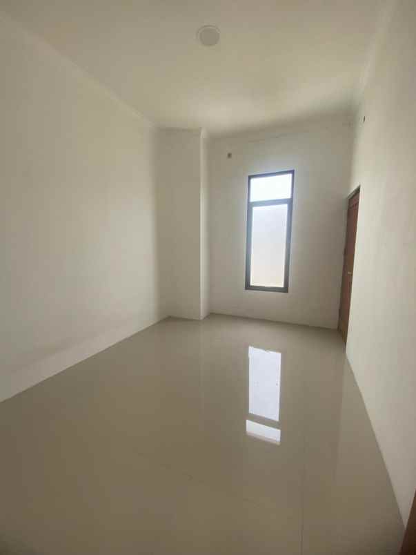 dijual villa bedahan sawangan depok