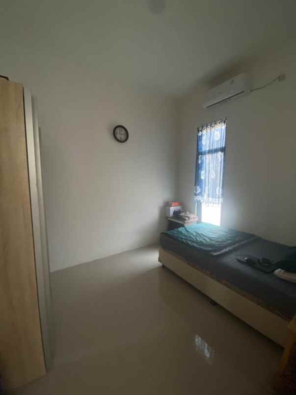 dijual villa bedahan sawangan depok