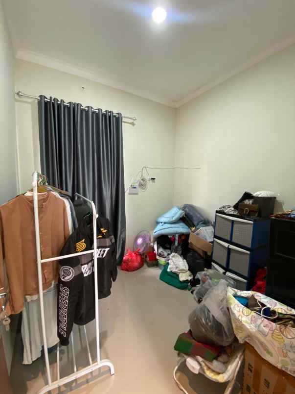 dijual villa kalimulya cilodong depok