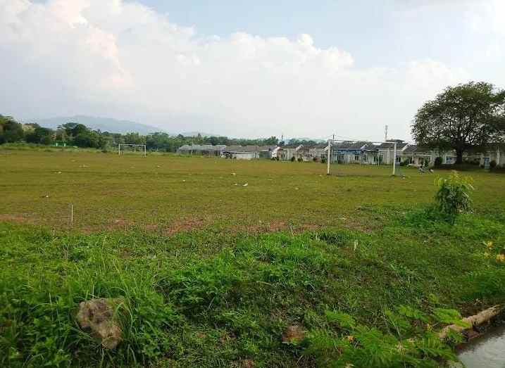 dijual villa klapanunggal bogor