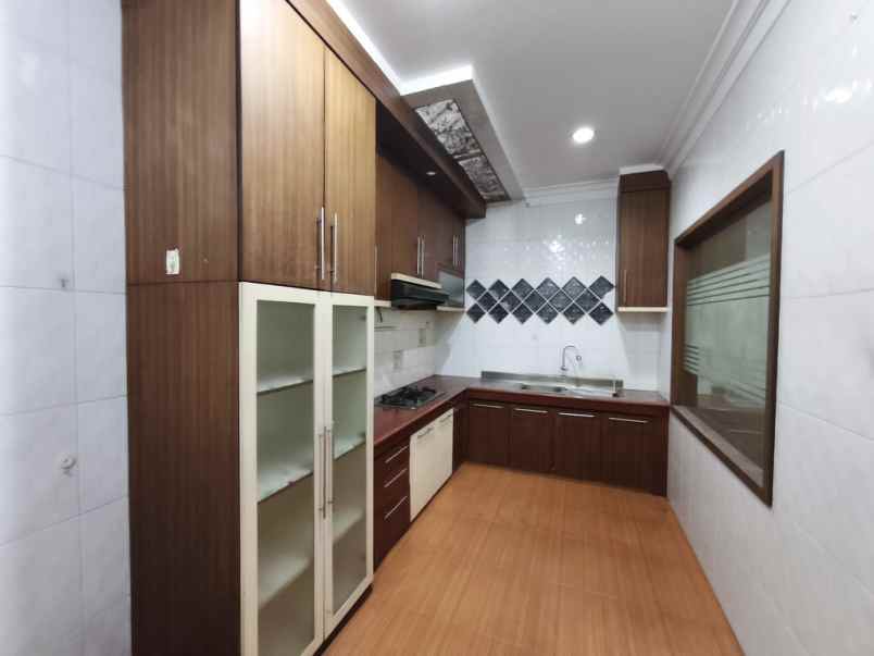 dijual villa komplek cemara asri luas 12 x 15