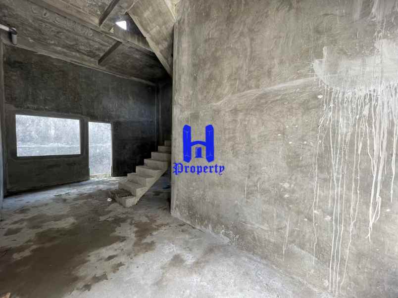 dijual villa komplek cemara houston