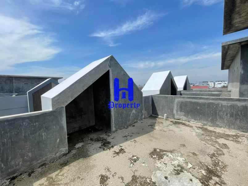 dijual villa komplek cemara houston