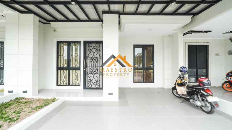 dijual villa komplek jewel park jalan