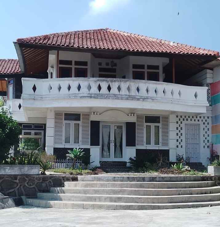 dijual villa sukatani cianjur