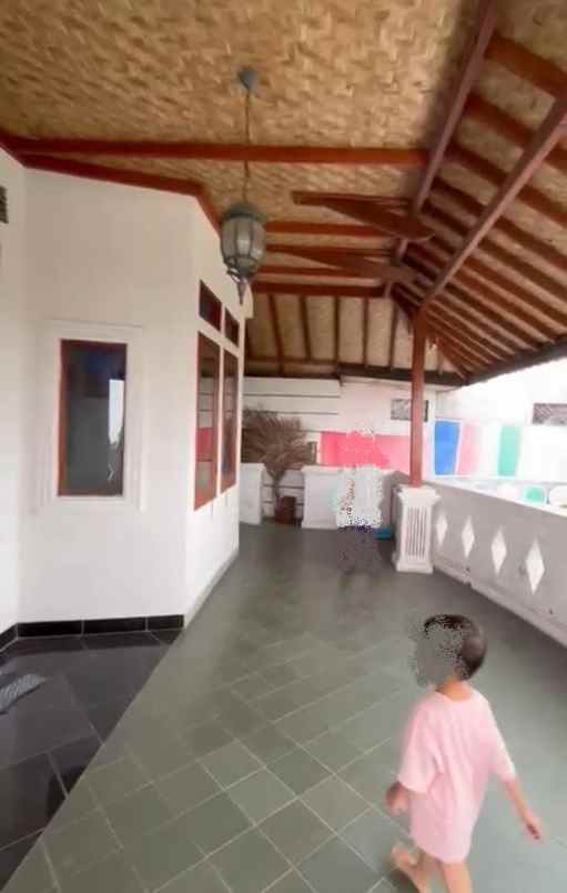 dijual villa sukatani cianjur