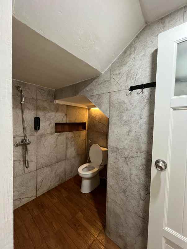 dijual villa villa aktif kota batu