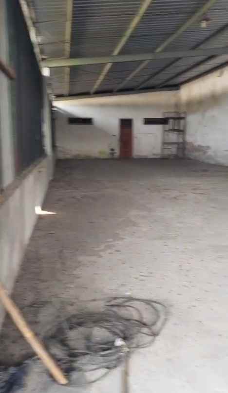 disewakan gudang di jombang