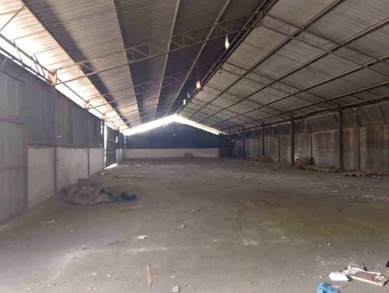 disewakan gudang di kudus