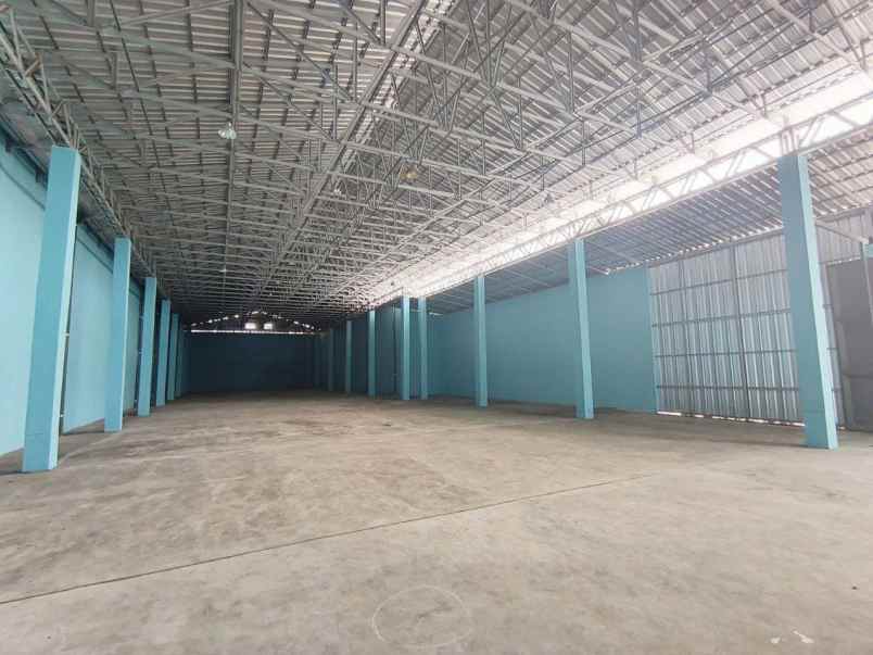 disewakan gudang di malang