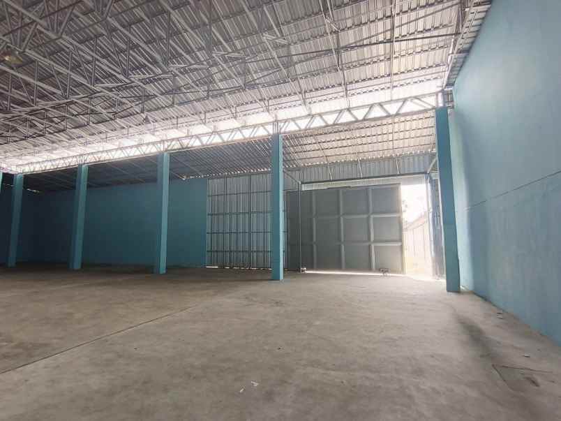 disewakan gudang di malang