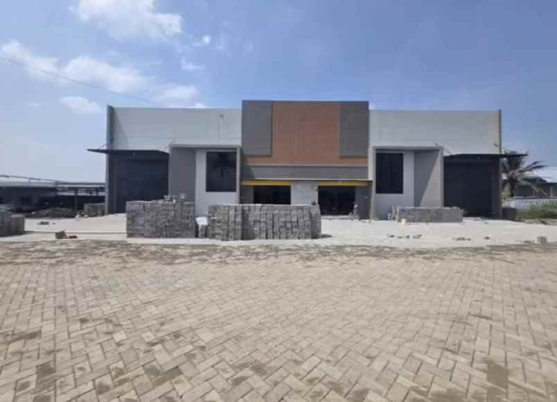 disewakan gudang di malang