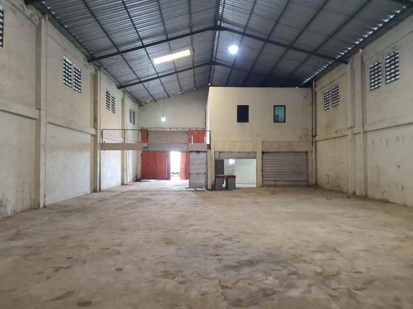 disewakan gudang di sragen