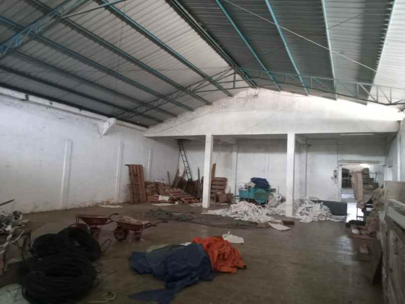 disewakan gudang di tuban