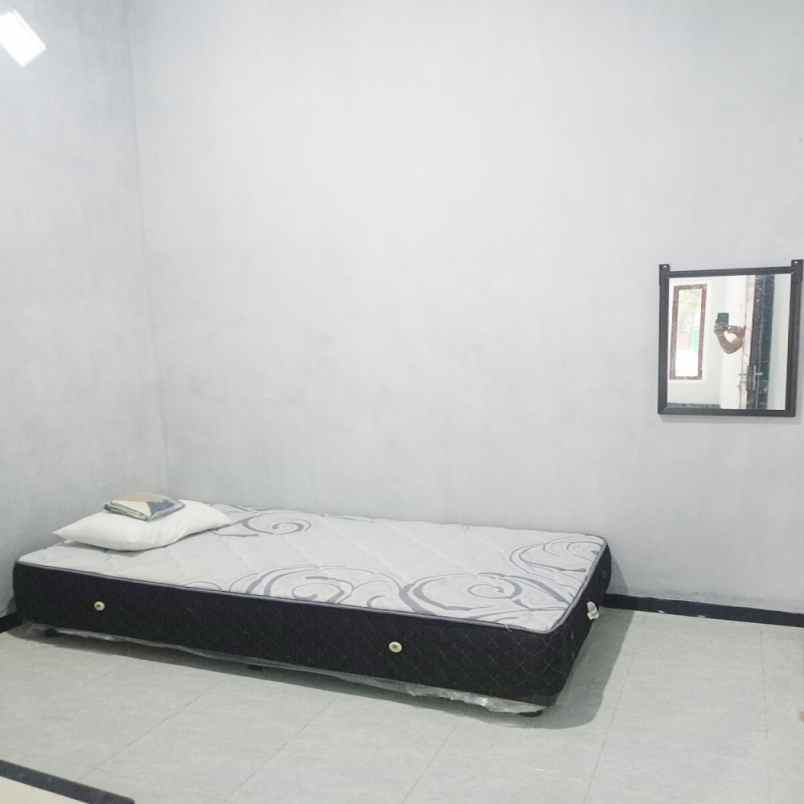 disewakan kost kelurahan mrican rt 04 rw